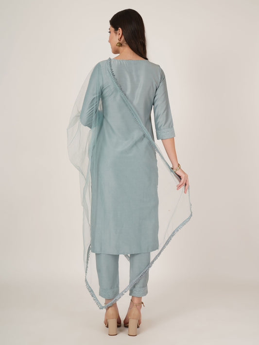 Women's  Embroidered Silk Blend  Kurta Pyjama & Dupatta Set