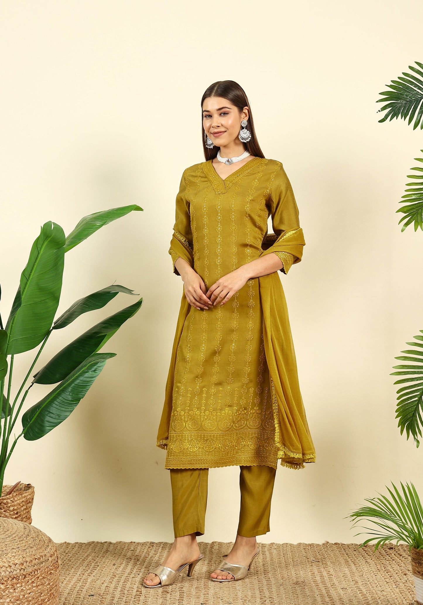 Women's Embroidered Silk Blend  Kurta Pyjama & Dupatta Set