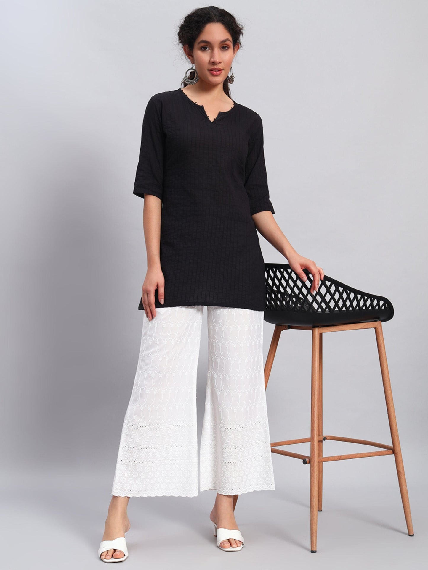 Women's Flower and Leaf Embroidered Chikankari Palazzo