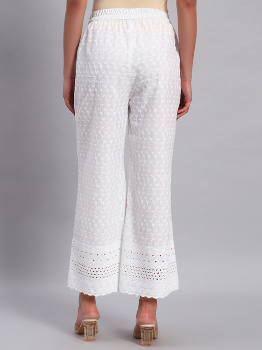 Women's Jalebi Borer Design Embroidered Chikankari Palazzo