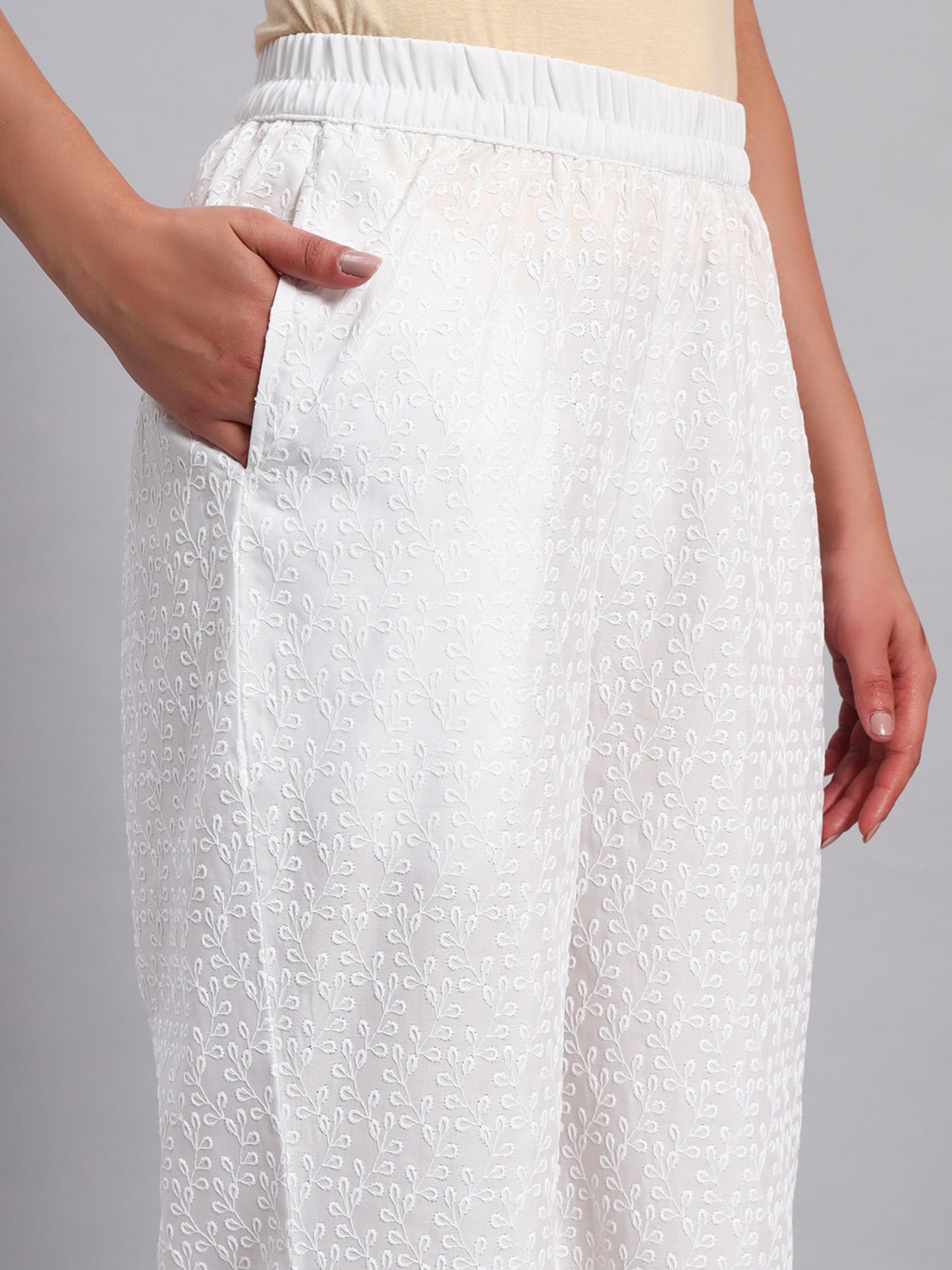 Women's Borer Design Embroidered Chikankari Palazzo
