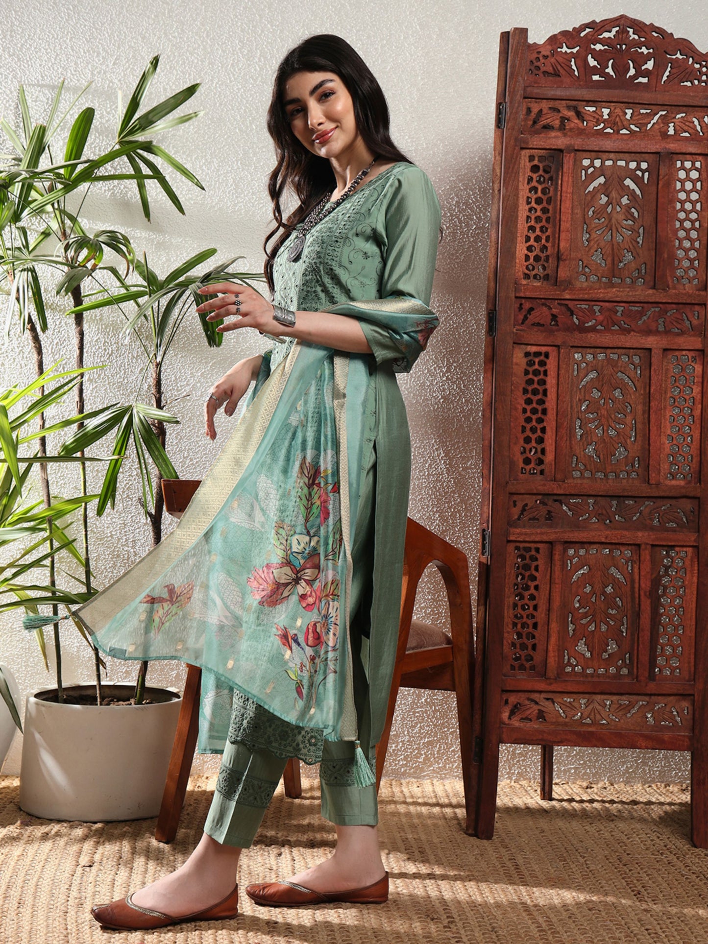 Viridian Blue Embroidered Viscose Women's Kurta, Pyjama & Dupatta Set