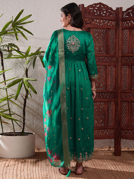 Emerald Green Embroidered Silk Women's Kurta, Pyjama & Dupatta Set
