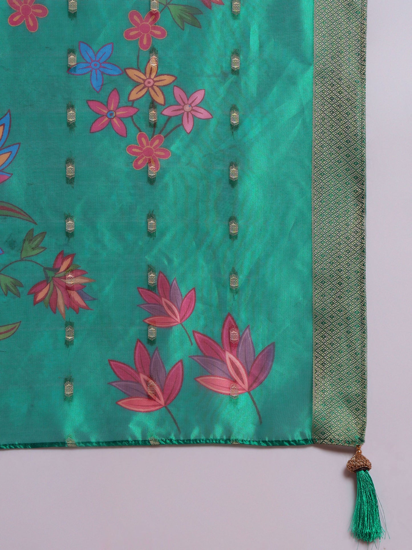 Emerald Green Embroidered Silk Women's Kurta, Pyjama & Dupatta Set