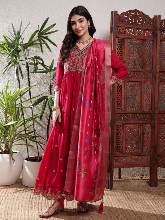 Raspberry Pink Embroidered Silk Women's Kurta, Pyjama & Dupatta Set