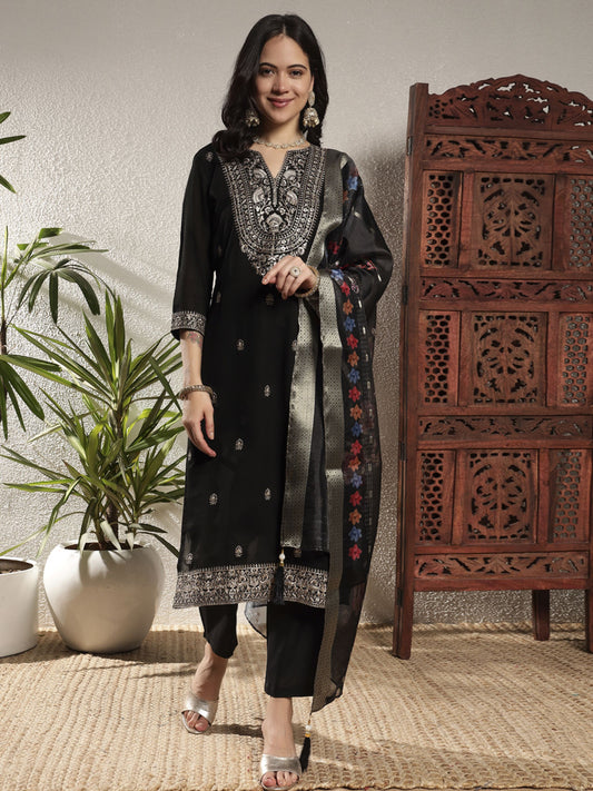 Black Embroidered Silk Women's Kurta, Pyjama & Dupatta Set