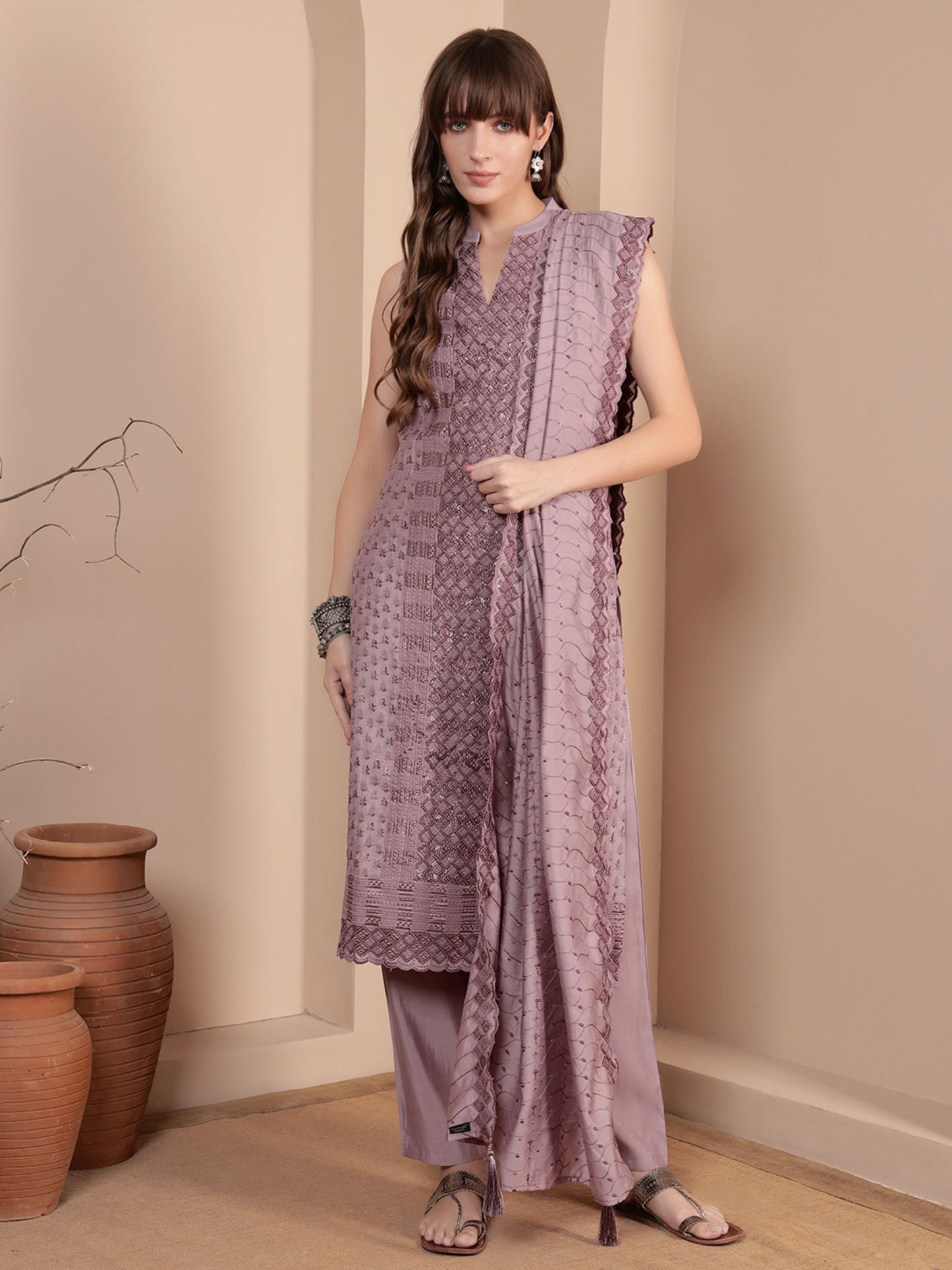 Mauve Embroidered Silk Blend Women's Kurta, Pyjama & Dupatta Set
