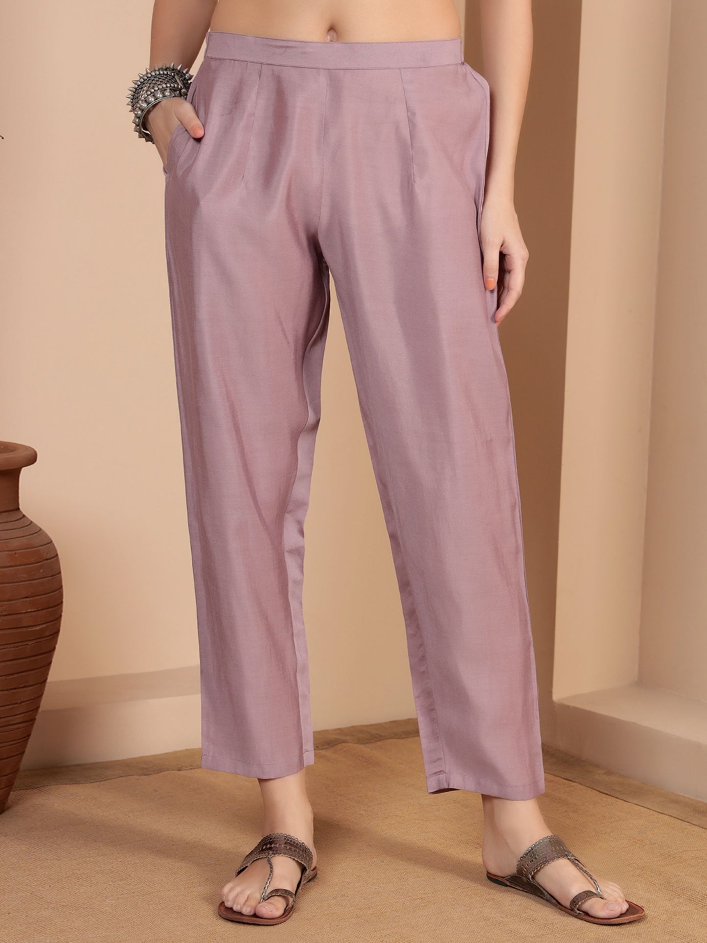 Mauve Embroidered Silk Blend Women's Kurta, Pyjama & Dupatta Set