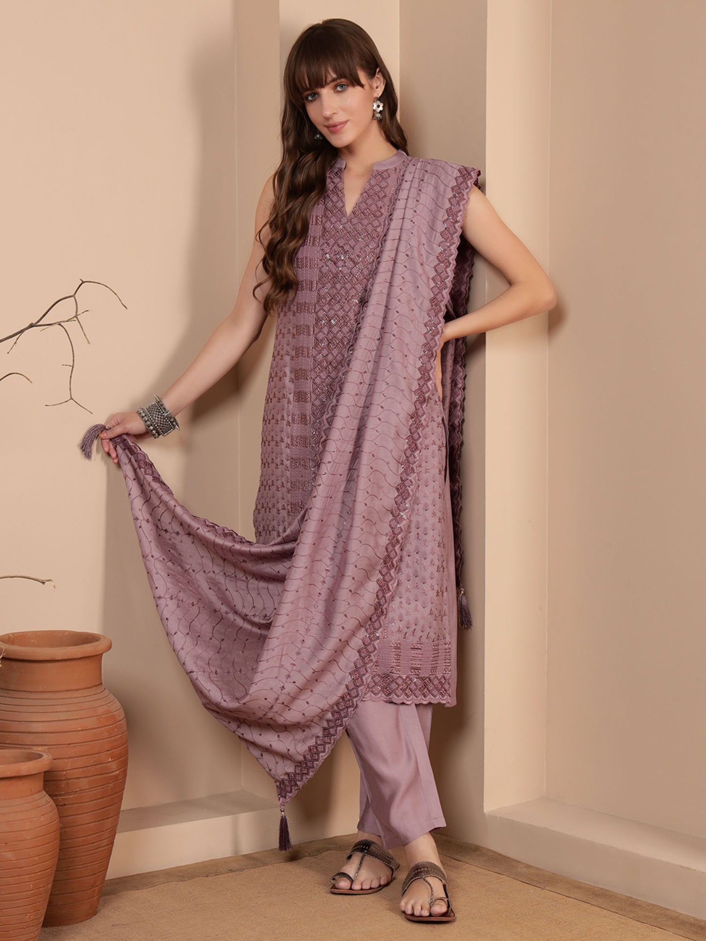 Mauve Embroidered Silk Blend Women's Kurta, Pyjama & Dupatta Set
