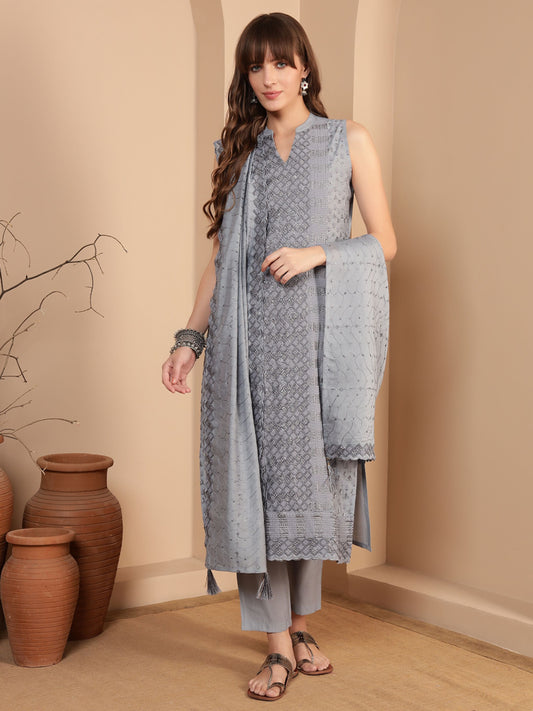 Cloud Grey Embroidered Silk Blend Women's Kurta, Pyjama & Dupatta Set