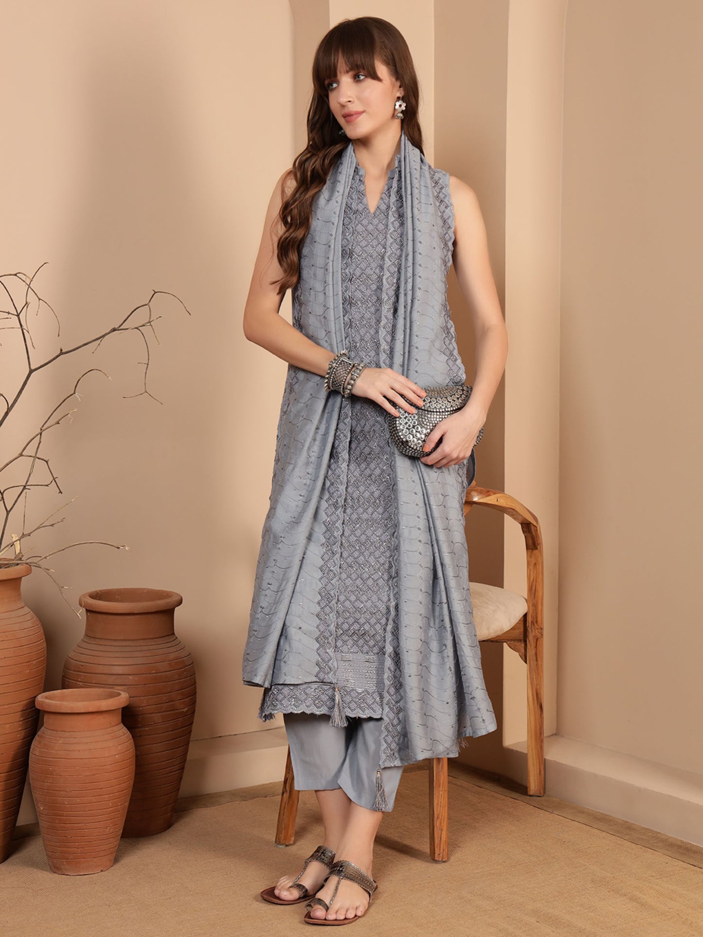 Cloud Grey Embroidered Silk Blend Women's Kurta, Pyjama & Dupatta Set