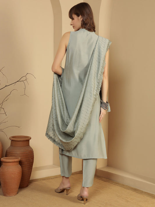 Sage Green Embroidered Silk Blend Women's Kurta, Pyjama & Dupatta Set