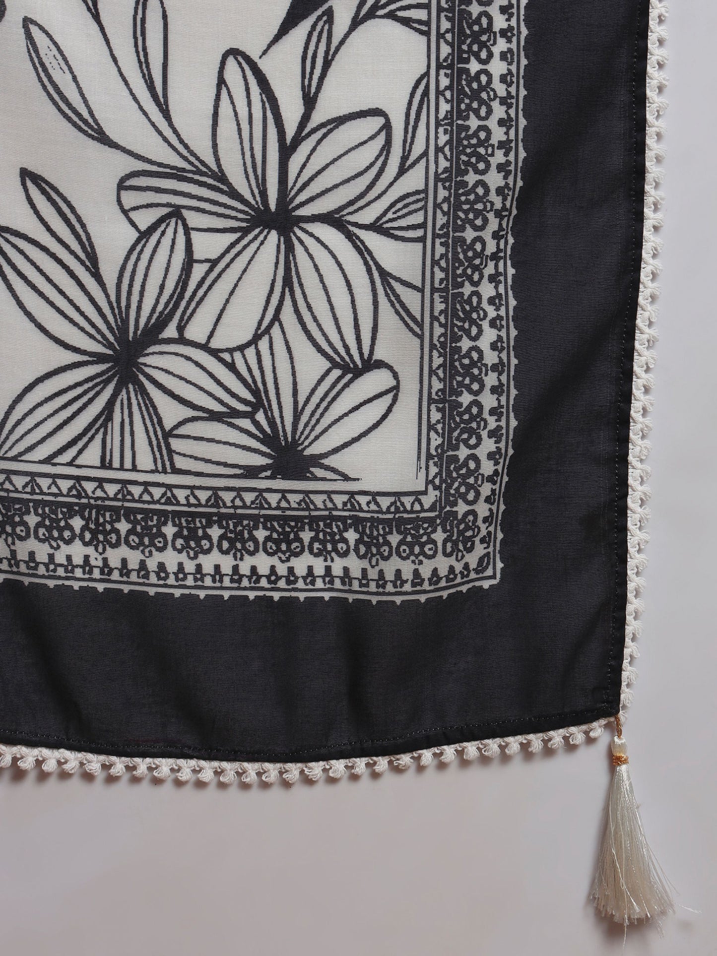 Black Checkered Viscose Women's Kurta, Pyjama & Dupatta Set