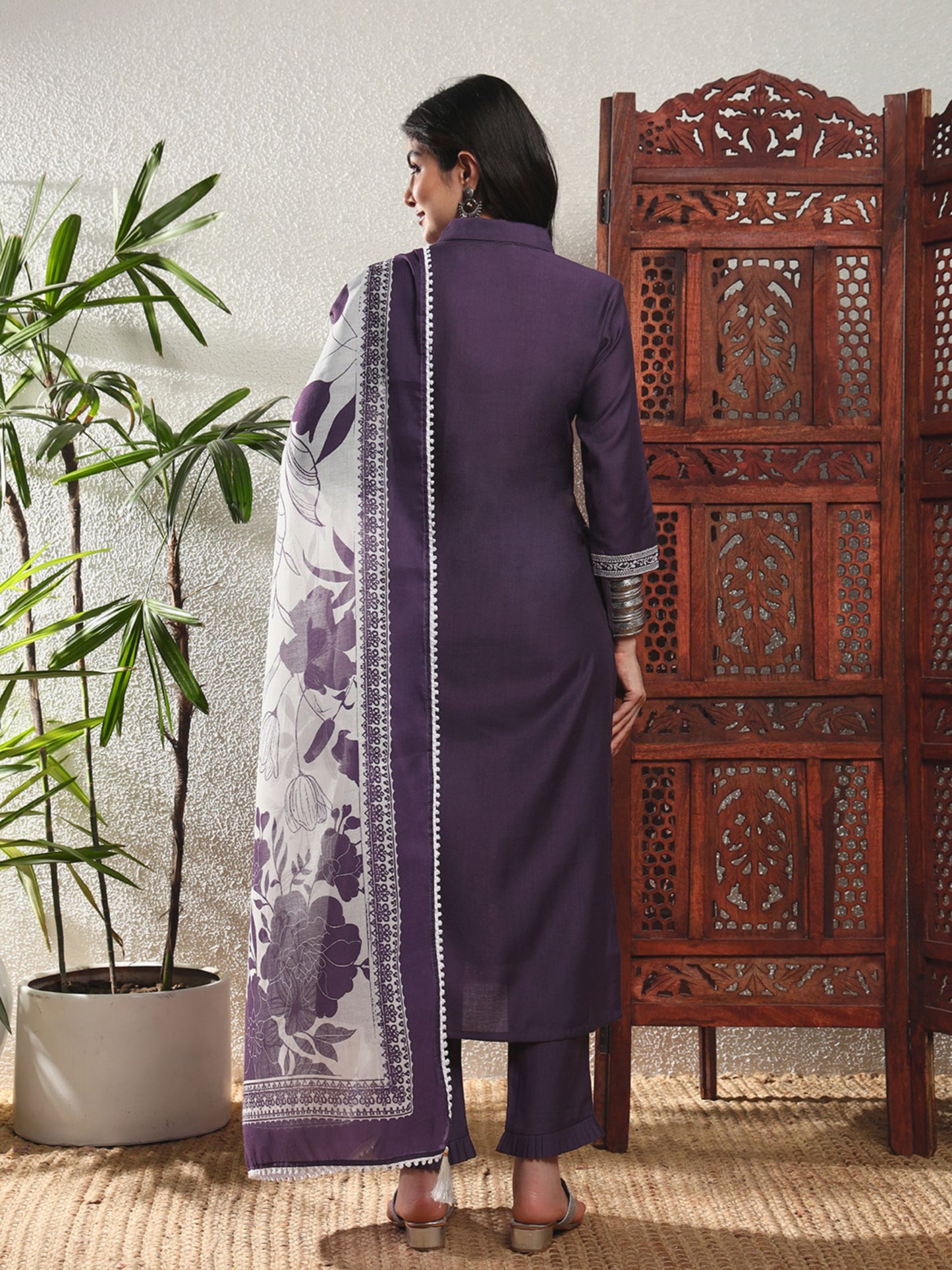 Deep Purple Checkered Viscose Women's Kurta, Pyjama & Dupatta Set