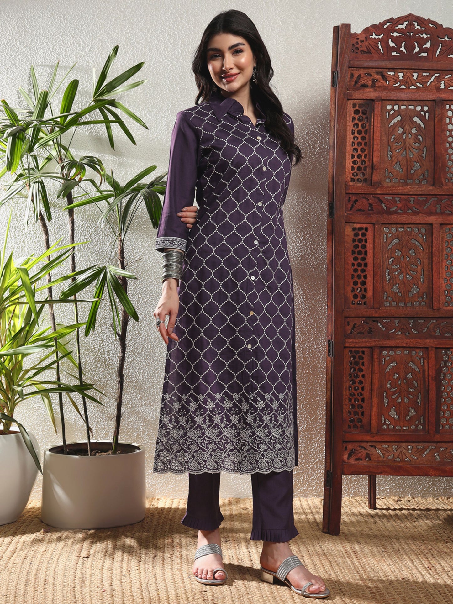 Deep Purple Checkered Viscose Women's Kurta, Pyjama & Dupatta Set