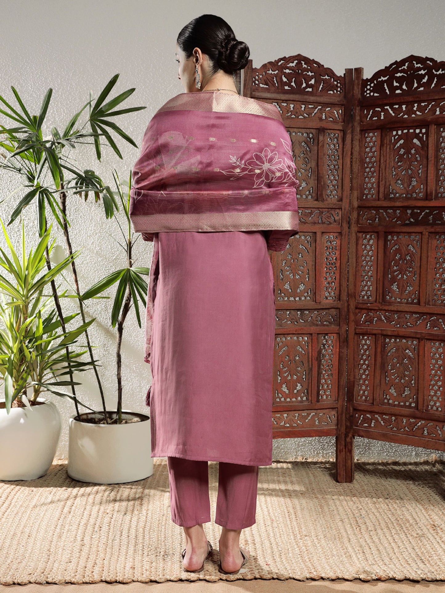 Rouge Pink Embroidered Silk Women's Kurta, Pyjama & Dupatta Set