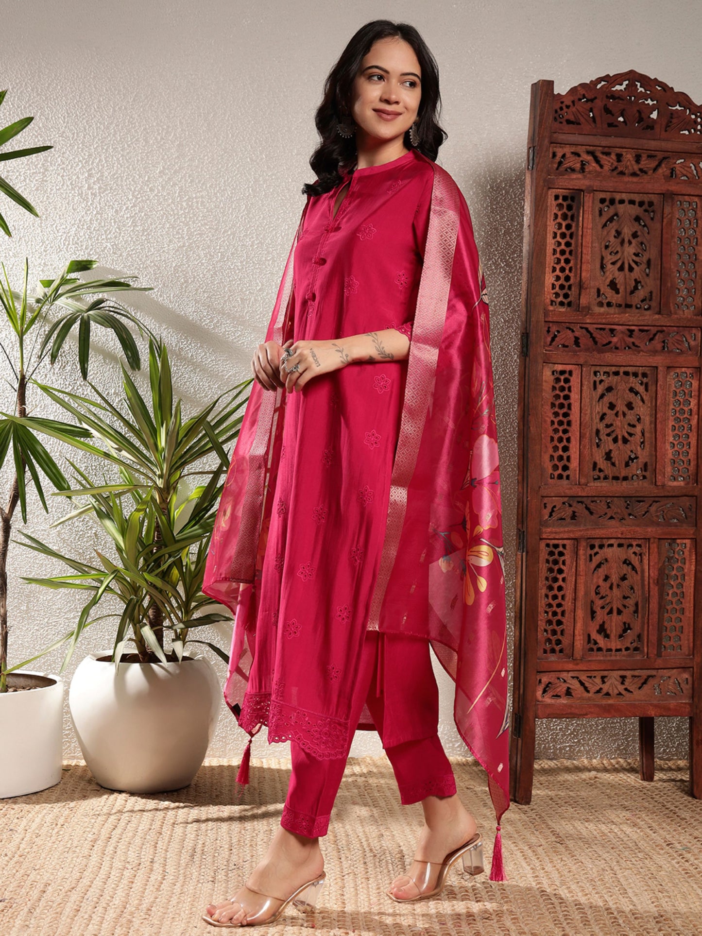 Raspberry Pink Schiffily Viscose Women's Kurta, Pyjama & Dupatta Set