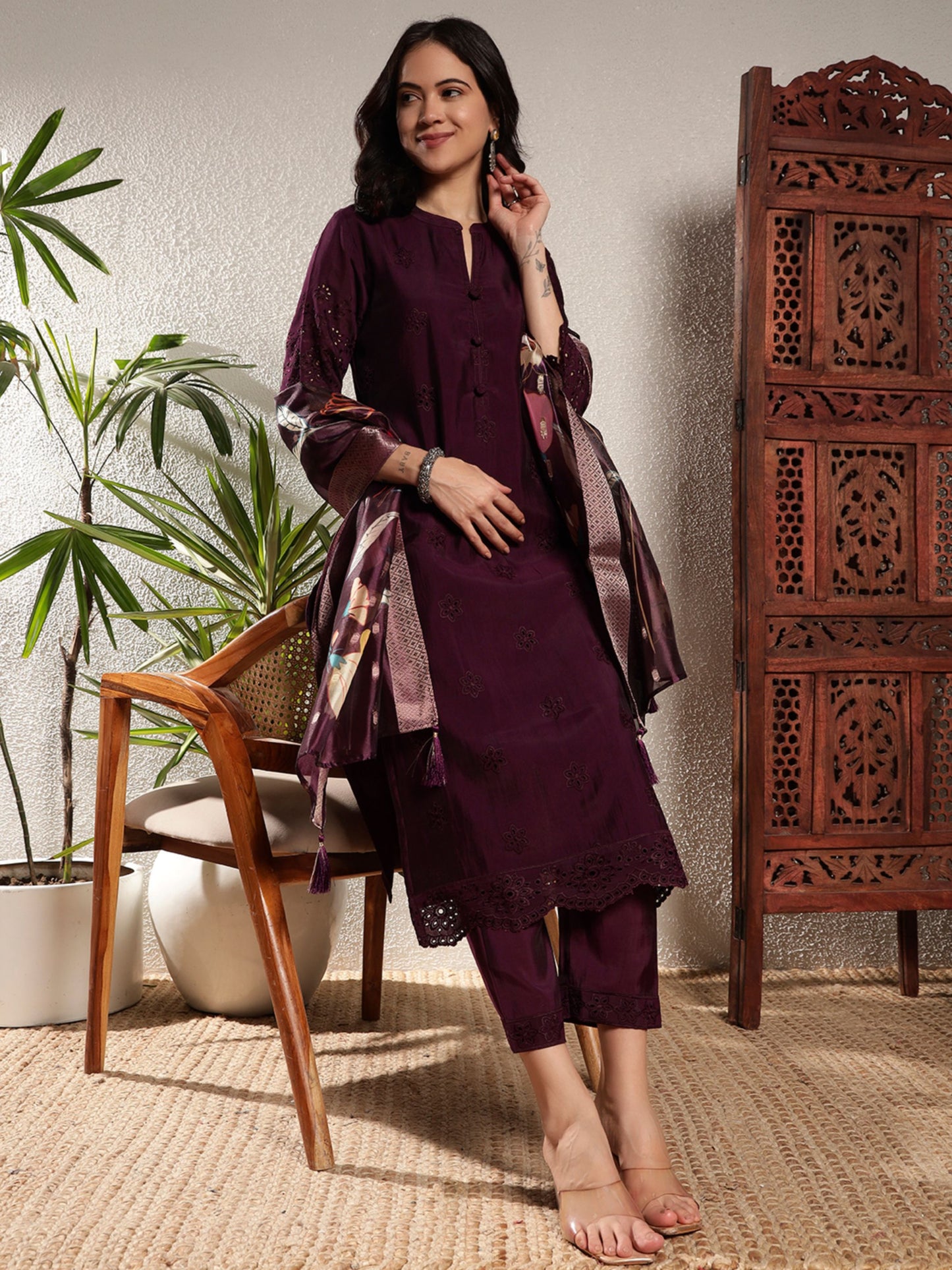 Wine Schiffily Viscose Women's Kurta, Pyjama & Dupatta Set
