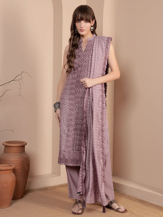 Mauve Embroidered Silk Blend Women's Kurta, Pyjama & Dupatta Set