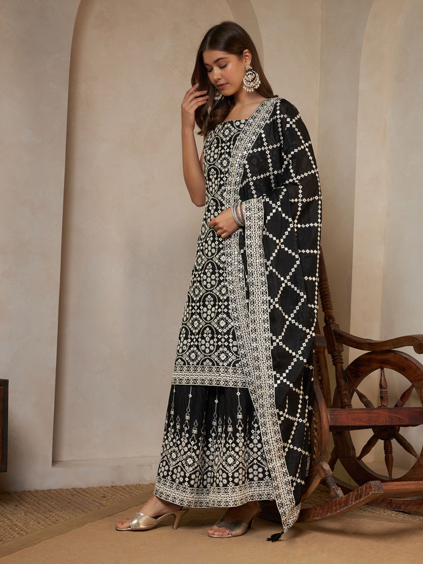 Sparkle Black Embroidered Georgette Women's Kurta,Palazzo and Dupatta Set