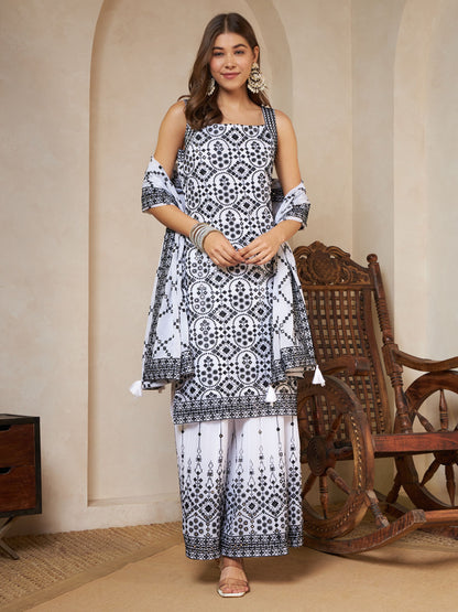 Sparkle Black Embroidered Georgette Women's Kurta,Palazzo and Dupatta Set