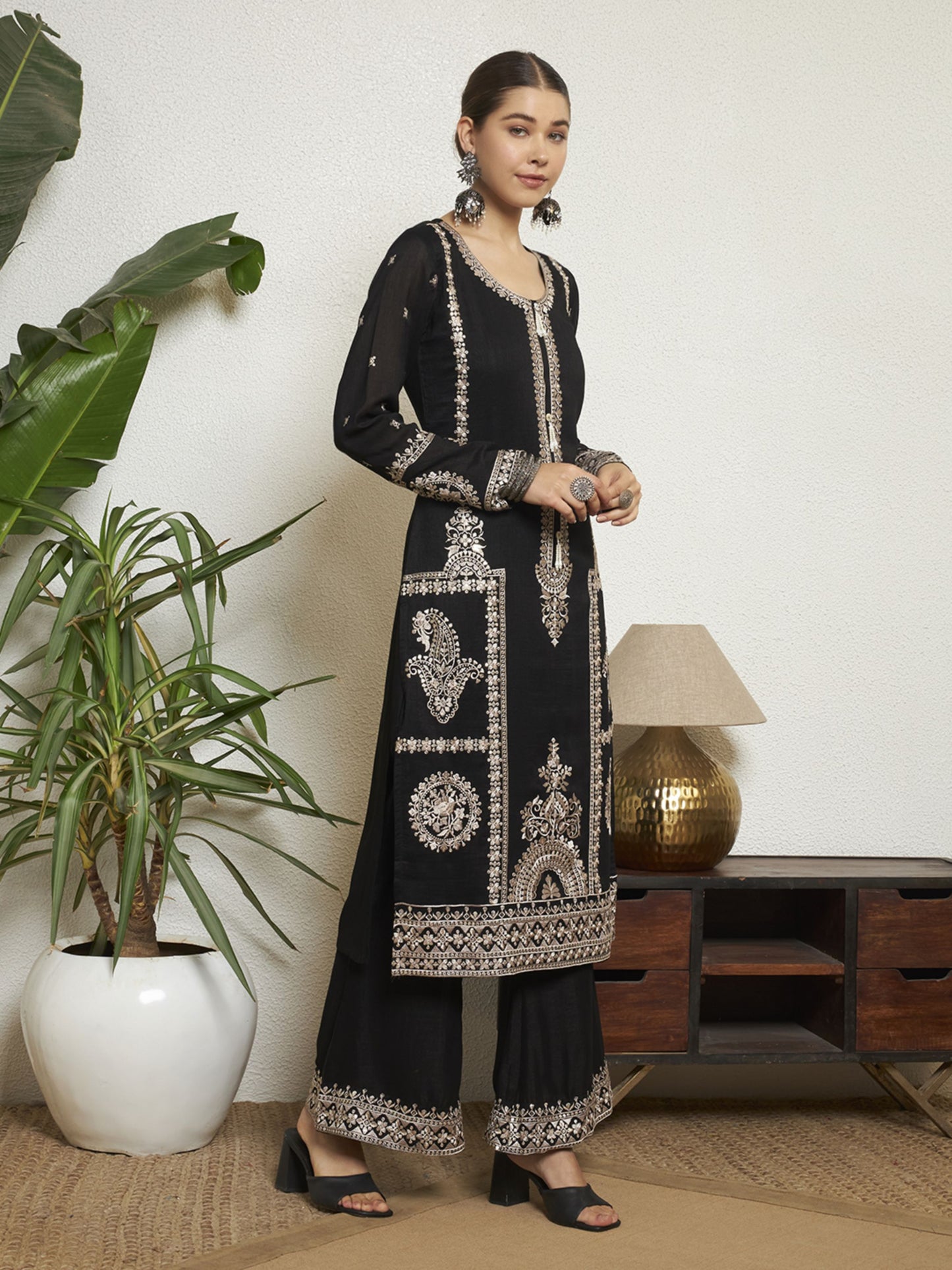 Ivory Embroidered Silk Women's Kurta,Palazzo and Dupatta Set